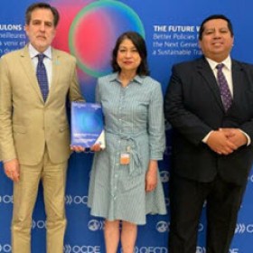 Peru leitet mit der Verabschiedung des Fahrplans den OECD-Beitrittsprozess ein Peru leitet mit der Verabschiedung des Fahrplans den OECD-Beitrittsprozess ein